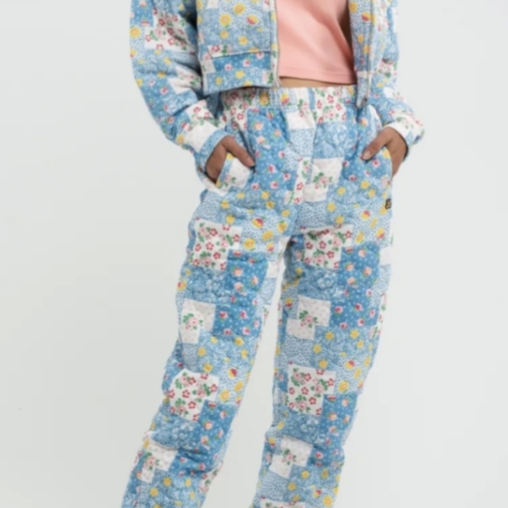 Teddy Fresh - Women's Quilted Sweatpants in XL